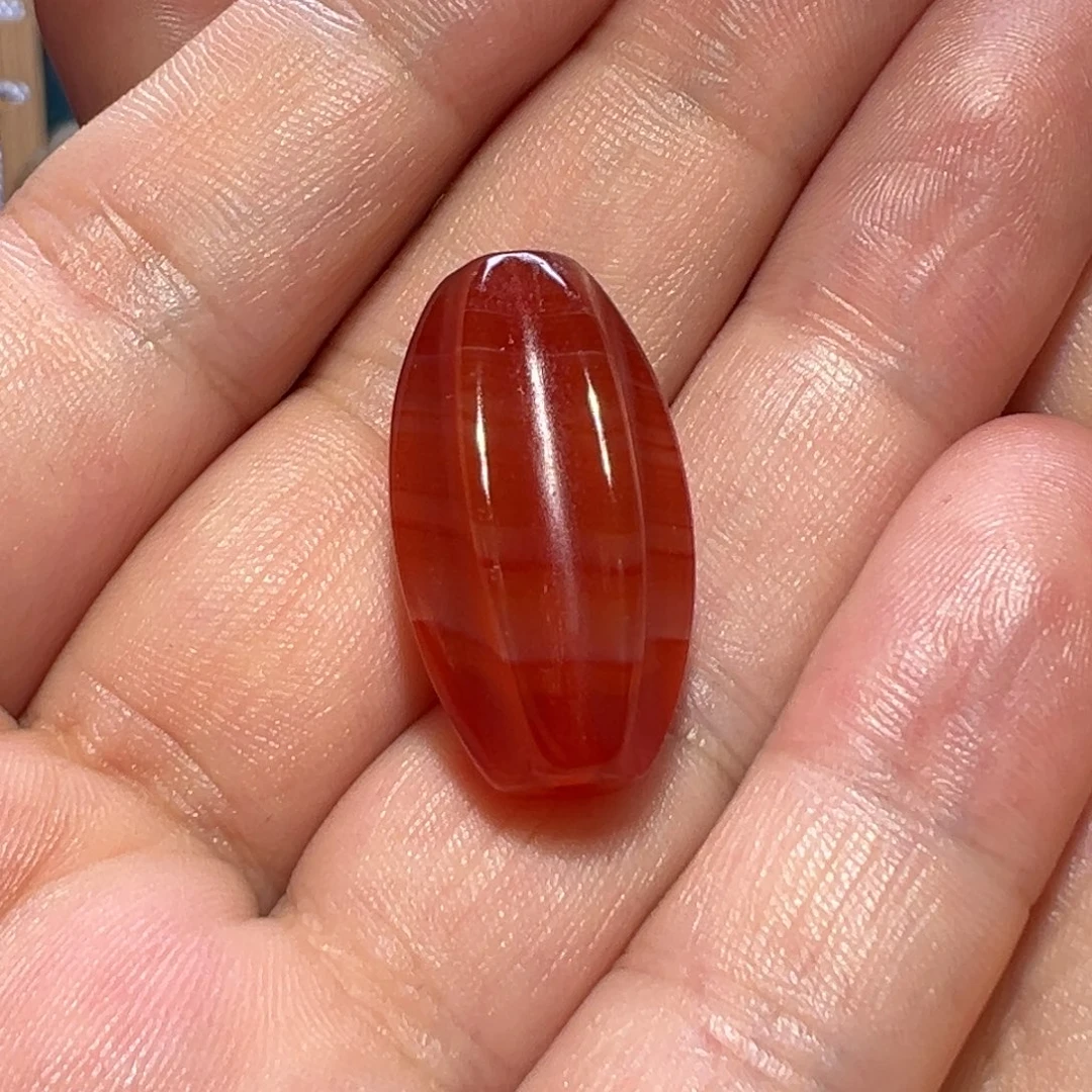 小***小未镶嵌颈饰玛瑙/玉髓