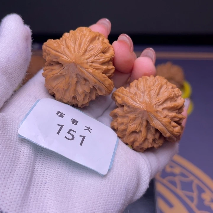 文玩核桃把件清**年龙门涧40.151