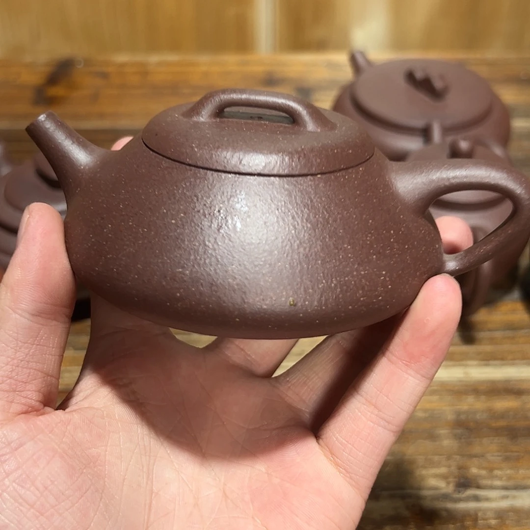 茶壶紫砂紫砂的味道很