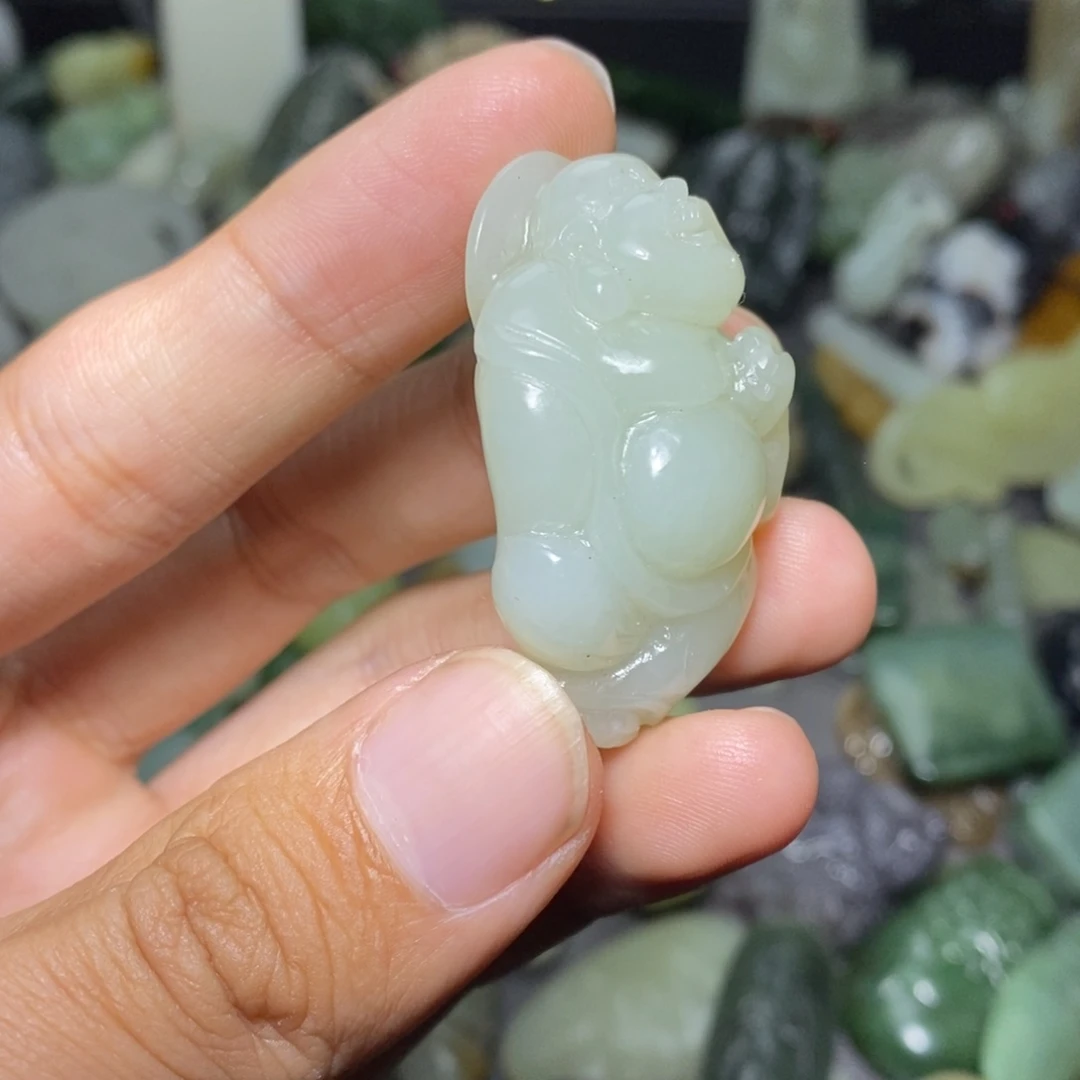 颈饰未镶嵌和田玉