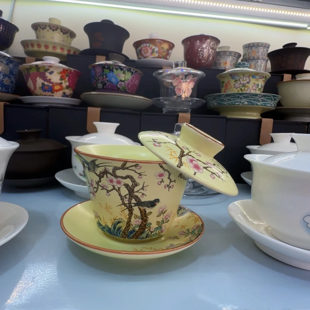 当代艺术展等活动的