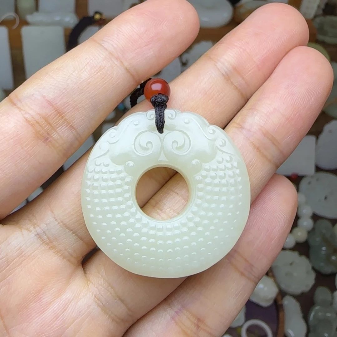 和田玉未镶嵌挂件双龙护主