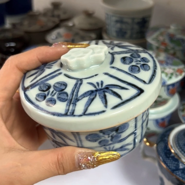 盖碗瓷器直播放漏中