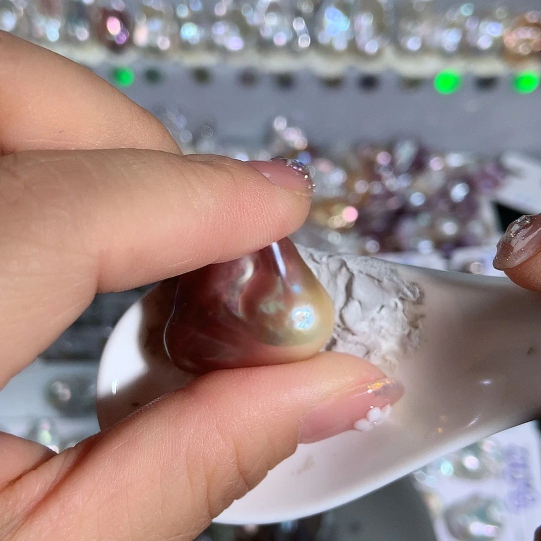 银S925镶嵌淡水珍珠吊坠