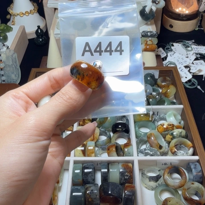 如***意蛇纹石玉未镶嵌戒指17’2