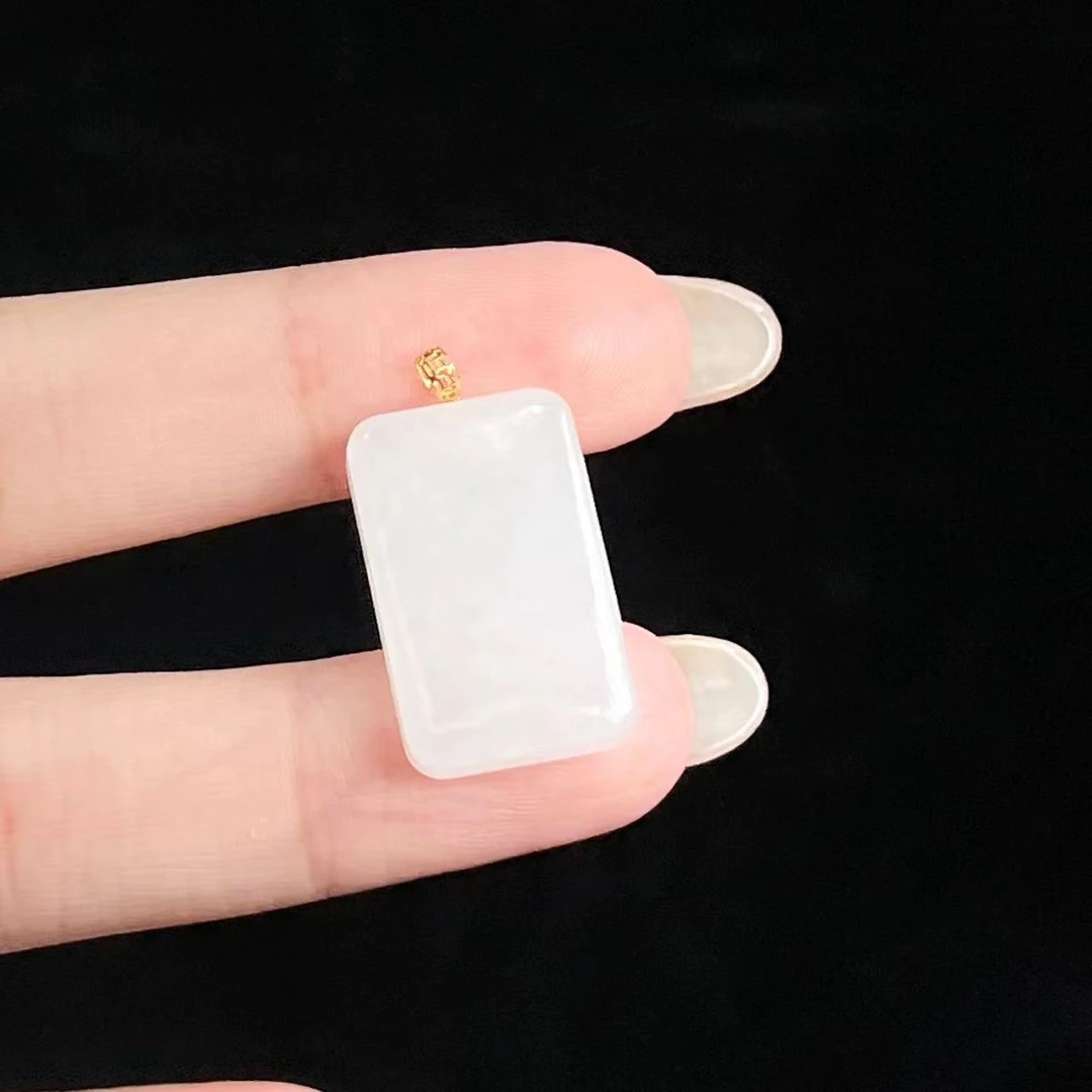 18K金和田玉吊坠多样性发其一尺寸22*13.5*5.5mm-BXY230带链子