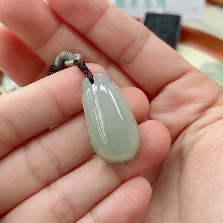 翡翠未镶嵌挂件天然翡翠a货