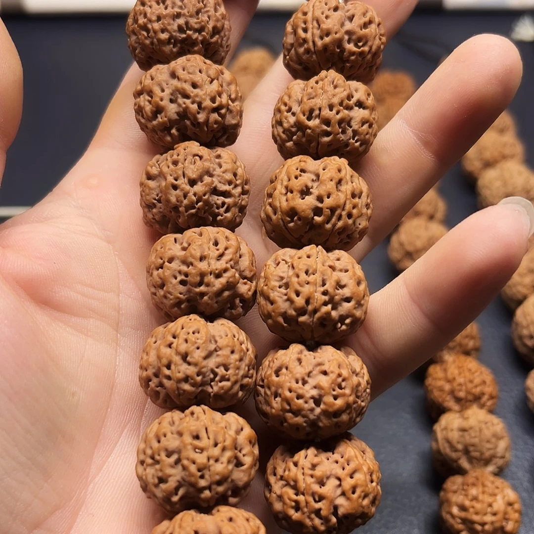 爱***播龙脊菩提吊坠潮头梅花桩形最好