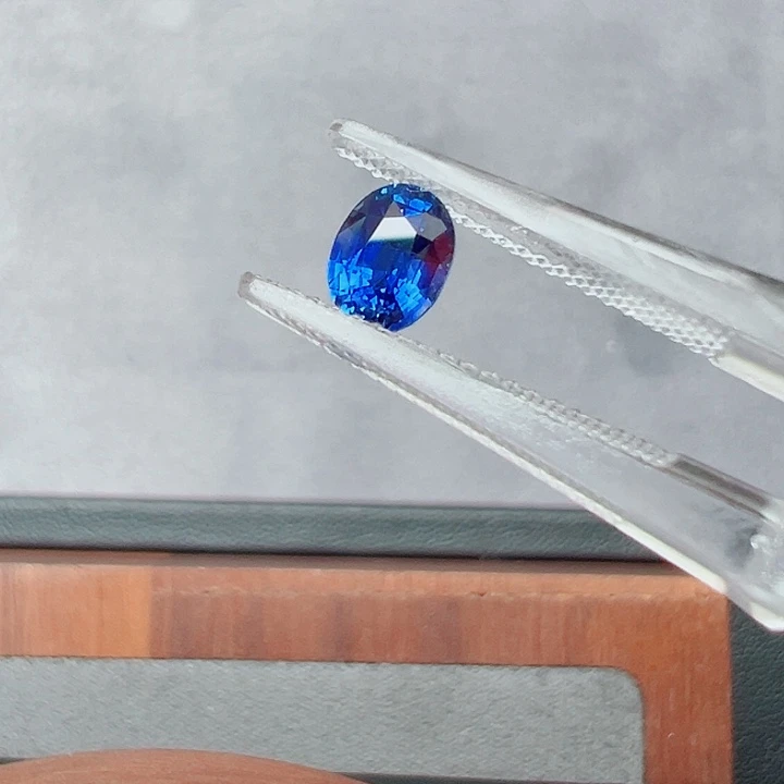 蓝宝石裸石1.04ct 天然无烧皇家蓝蓝宝石