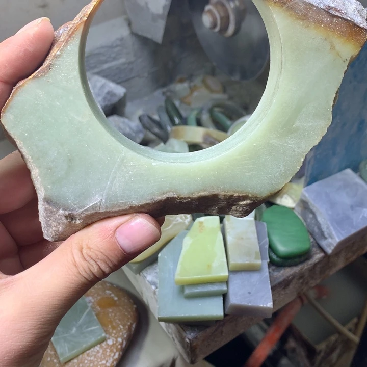 未镶嵌和田玉珠宝半成品