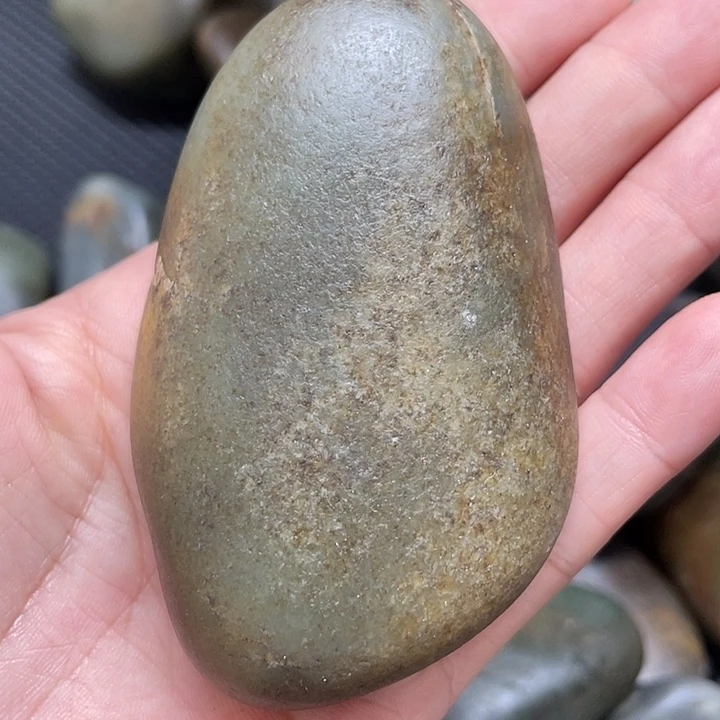 和田玉未镶嵌车挂