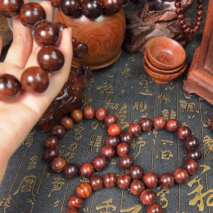 哒***哒黄花梨/降香黄檀把件