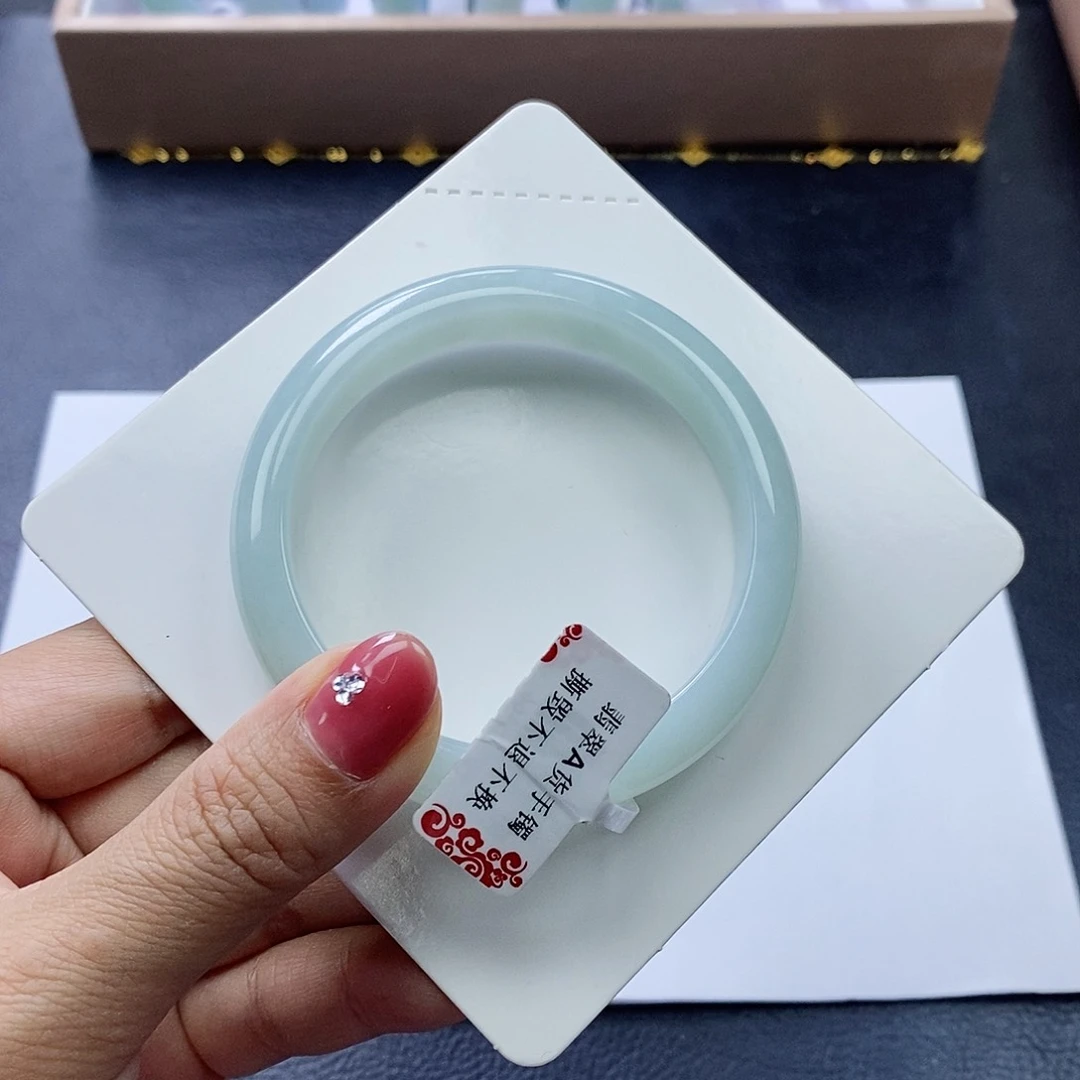 未镶嵌手镯翡翠55.8quan kou