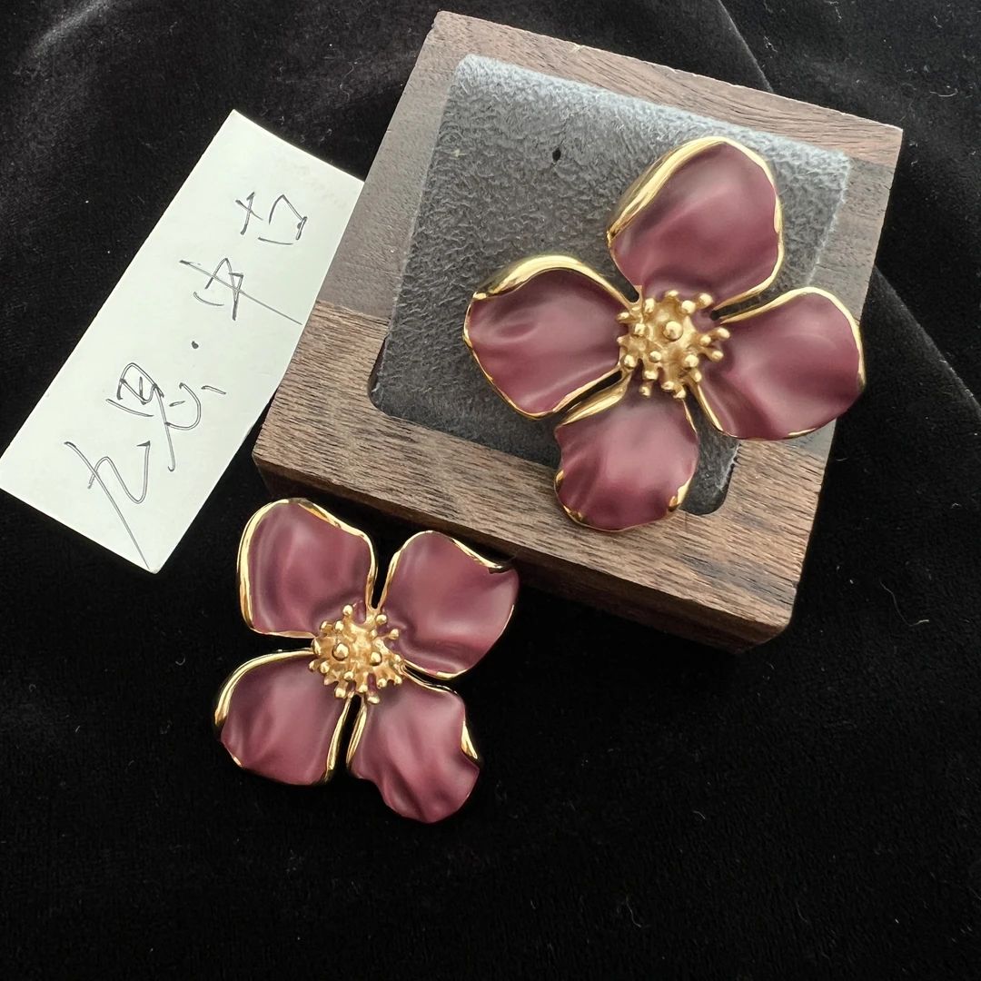 铜合金耳饰 铜合金耳饰 高级感绝美纹理花朵耳钉