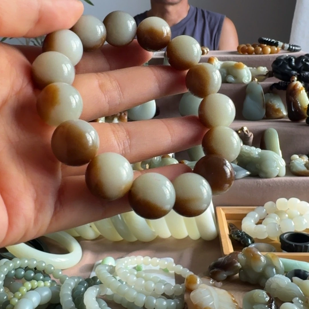 手链未镶嵌和田玉（糖玉）