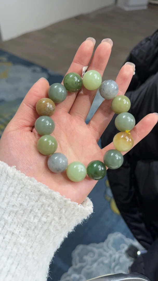 纯天然和田玉多宝16多样性发货发其一