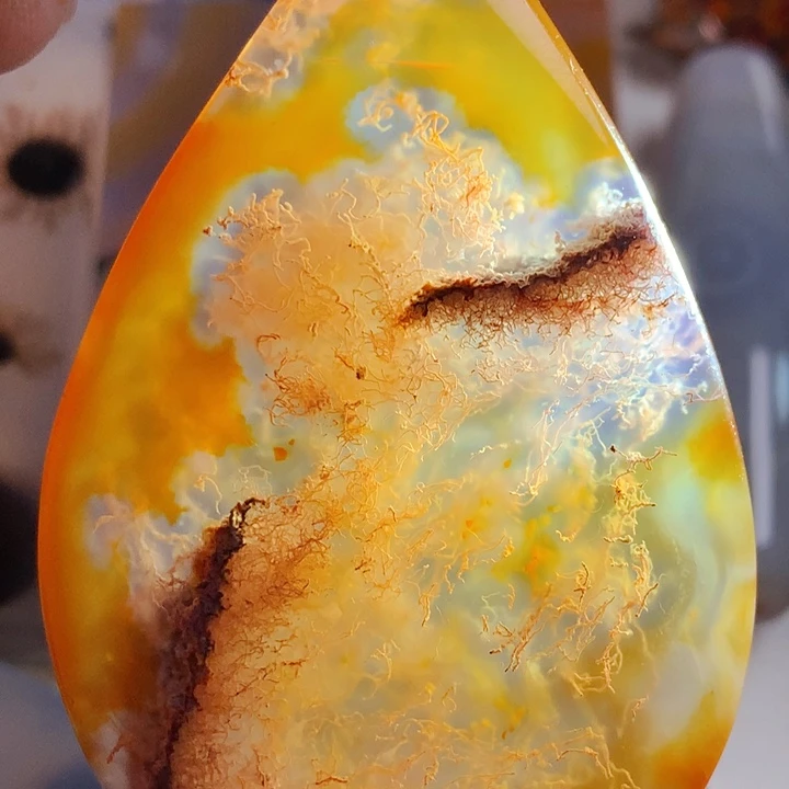 未镶嵌颈饰玛瑙/玉髓琴*
