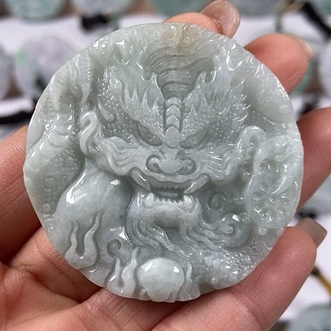 翡翠颈饰未镶嵌大龙有棉线福利