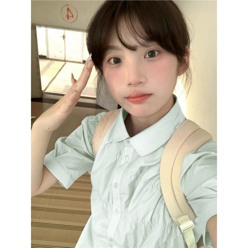 薄荷绿短袖衬衫女夏季新款小众设计感衬衣法式甜美泡泡袖上衣时尚