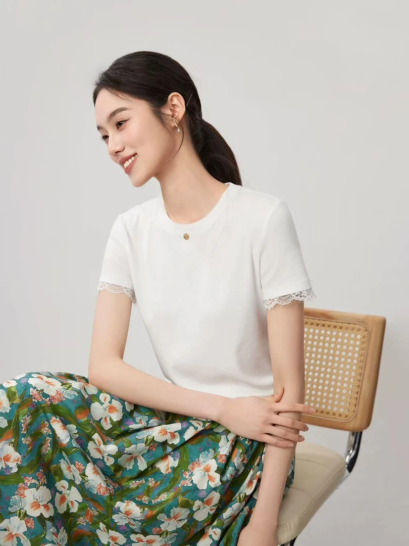 袖口蕾丝T修身显瘦嘎嘎好看