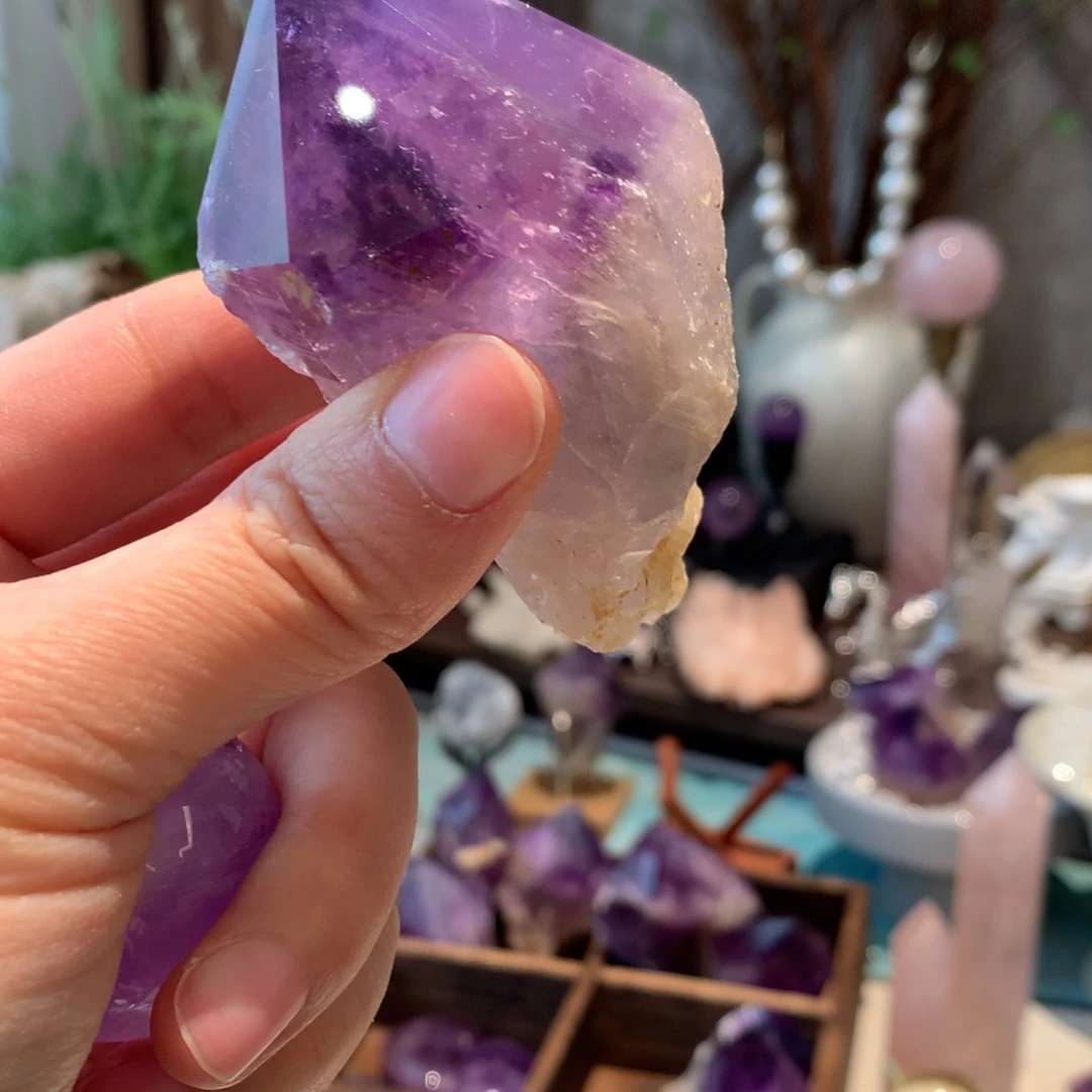 水晶摆件未镶嵌紫水晶