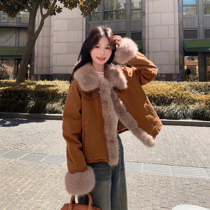 毛绒拼接皮毛一体夹棉外套2025冬季新款韩系ins风复古氛围感棉服