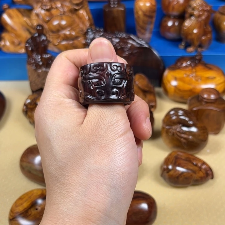 黄花梨降香黄檀把件