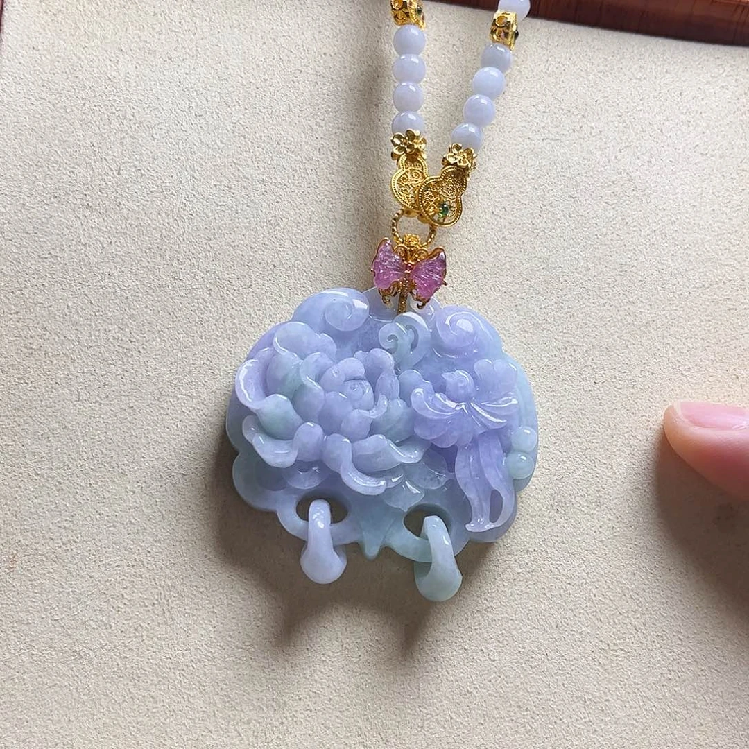 翡翠颈饰未镶嵌紫如意