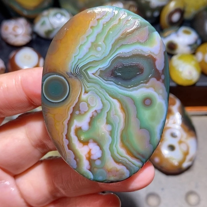 未镶嵌玛瑙/玉髓珠宝半成品18