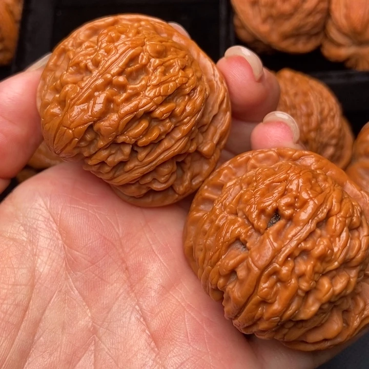 文玩核桃吊坠秦岭核桃