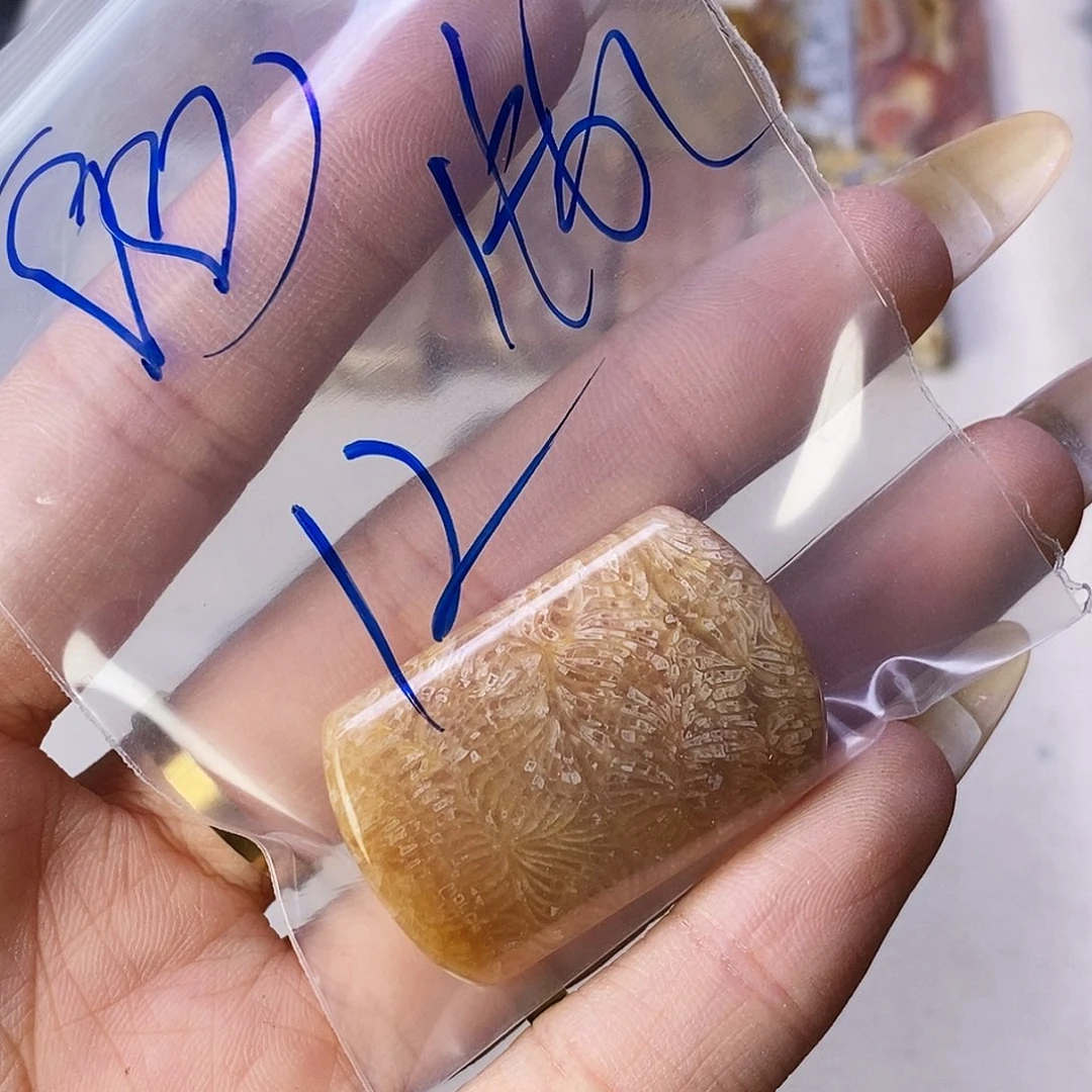 查罗石合金颈饰?***?