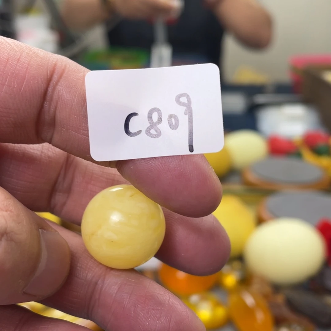 手链琥珀未镶嵌多样性发，发其中一件