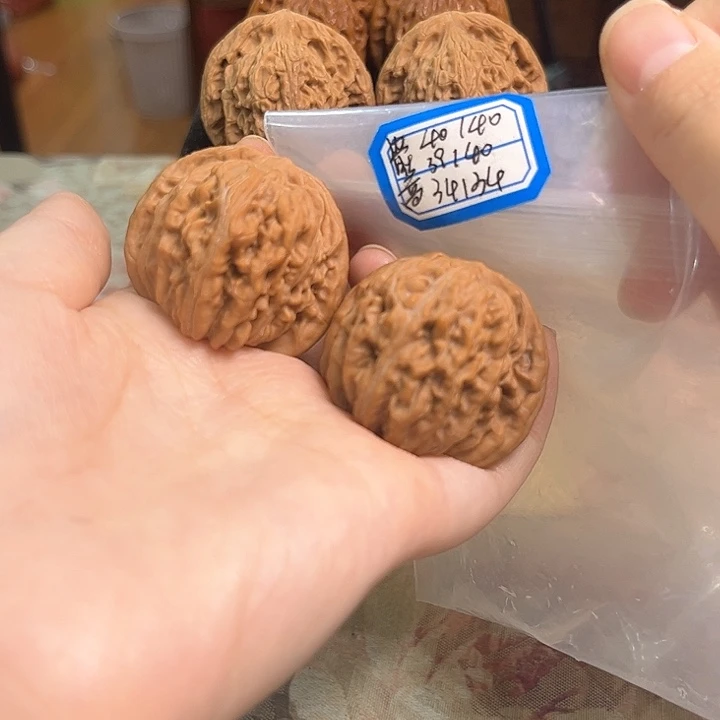 文玩核桃吊坠一代楼