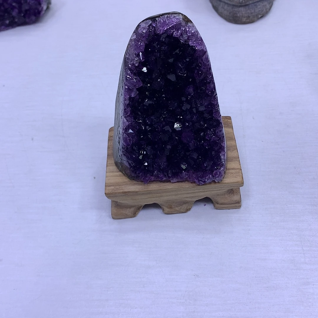 未镶嵌大型摆件（非配饰）紫晶
