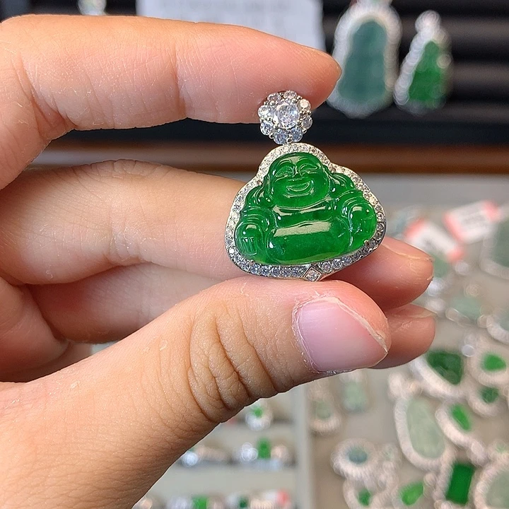 翡翠未镶嵌颈饰吊坠