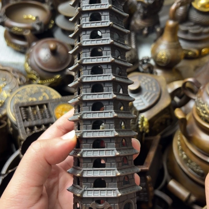 精美铜器摆件藏收