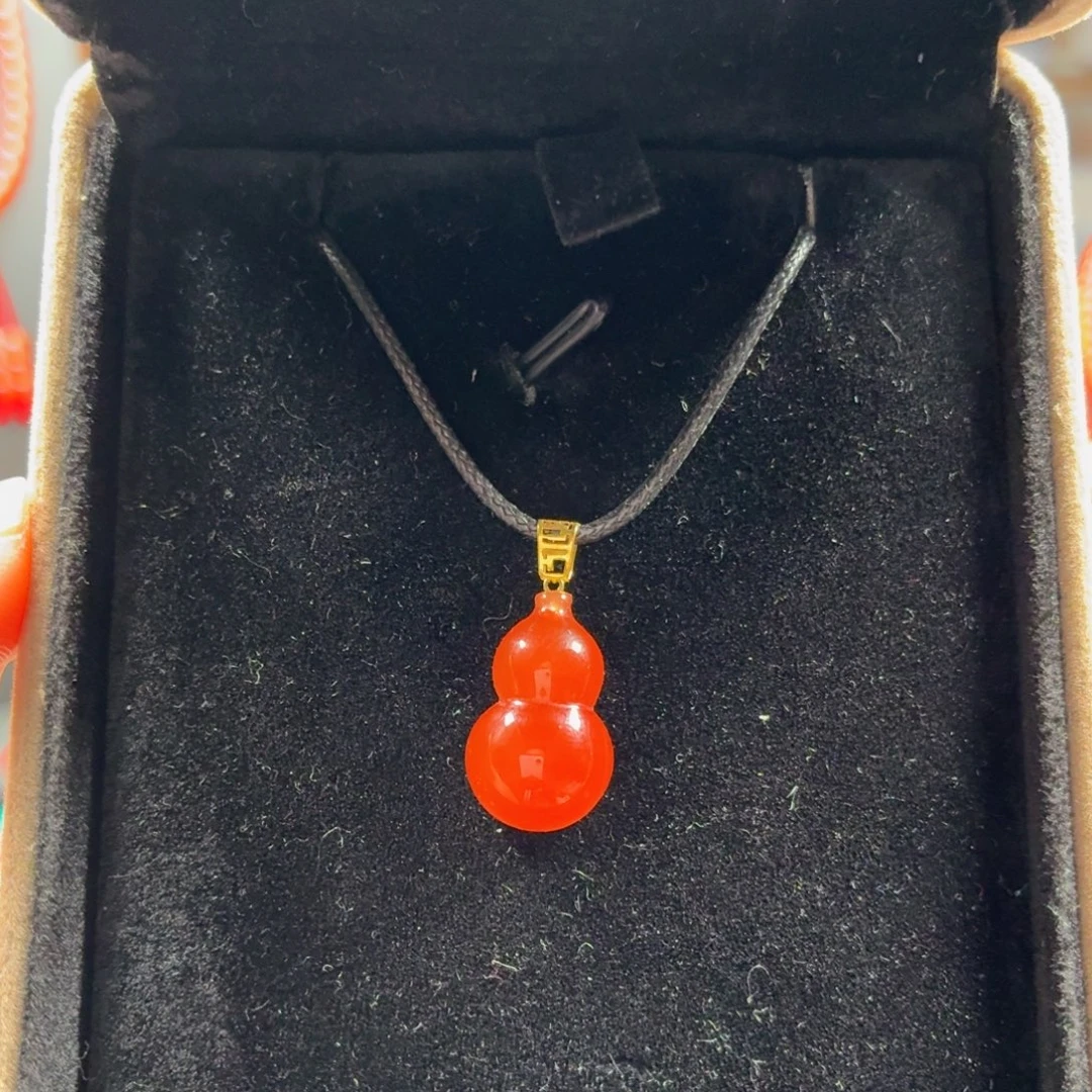 南红玛瑙18K金镶嵌吊坠原矿保山杨柳冰粉葫芦吊坠