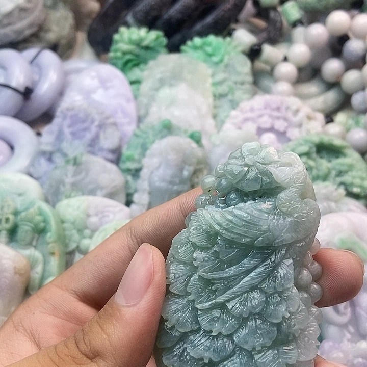 定制翡翠未镶嵌天然翡翠