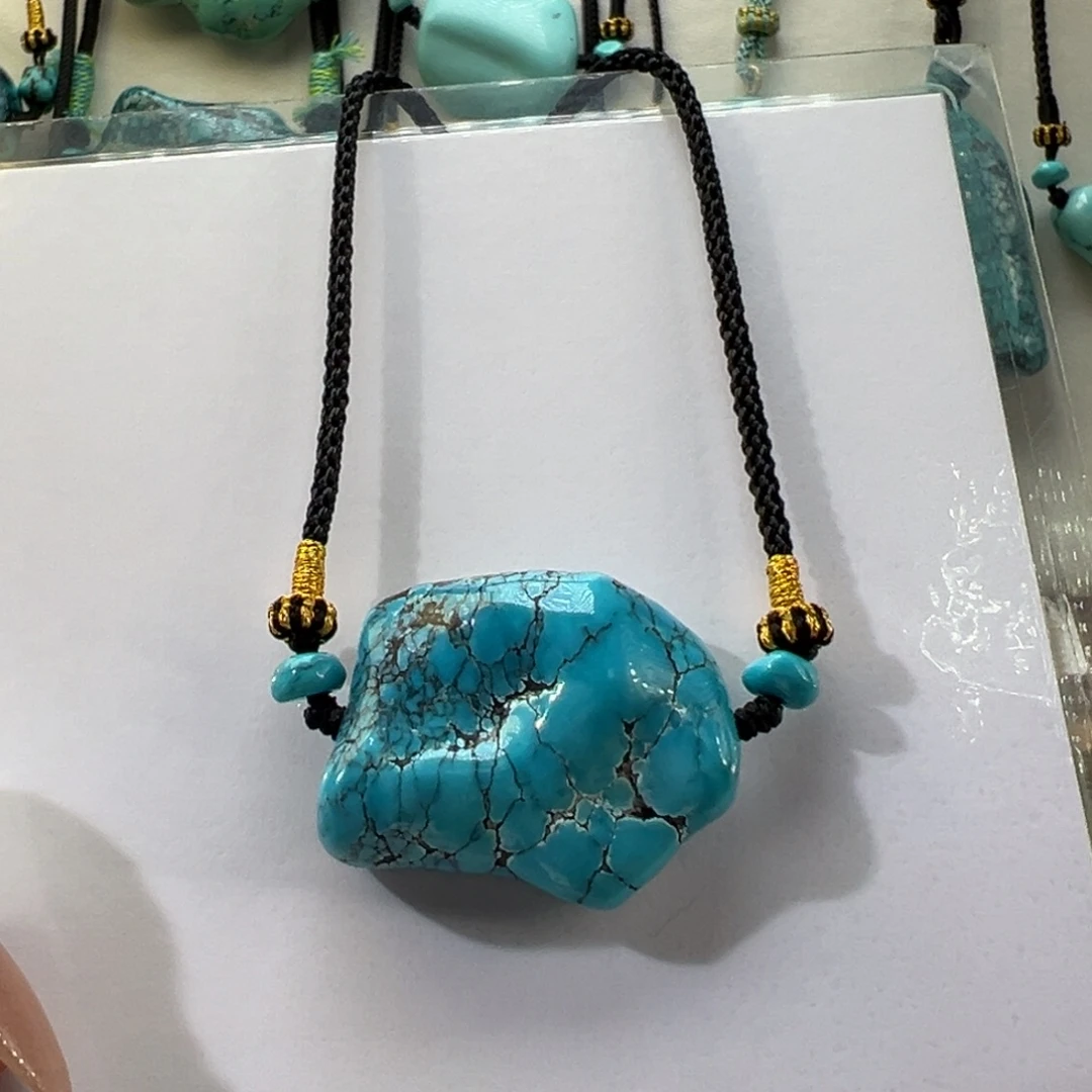 绿松石未镶嵌挂件