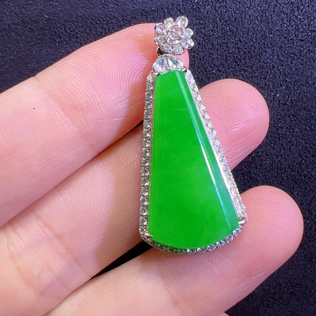 吊坠(不含链)18K金镶嵌翡翠吊坠