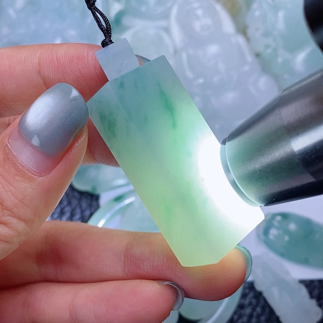 定制翡翠未镶嵌毛货付款后确认抛光