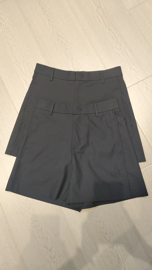 阿玉家&时尚高腰边线薄款休闲黑色短裤#7446