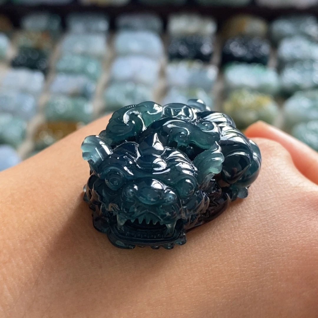 翡翠未镶嵌颈饰天然翡翠貔貅吊坠