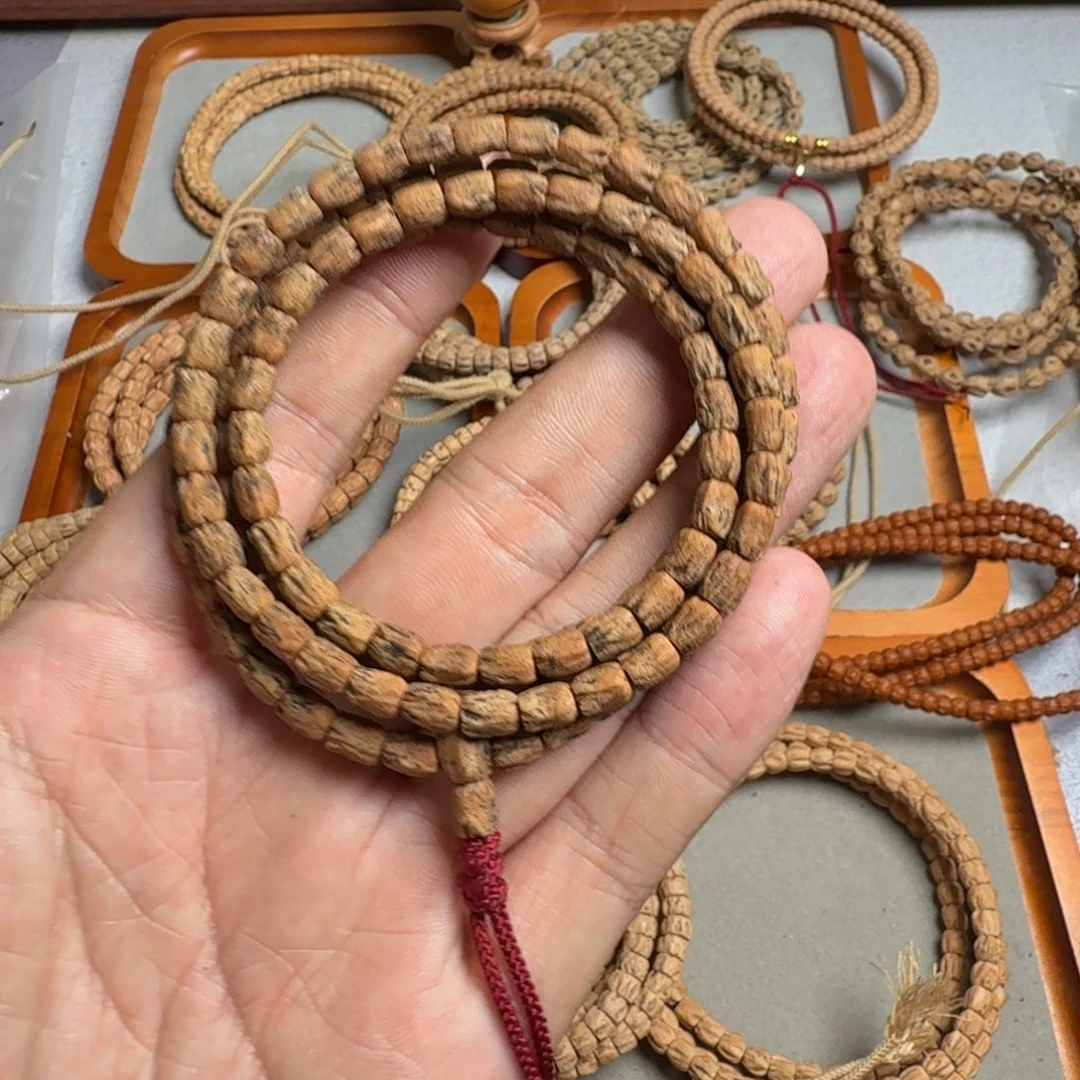 钢***。柏香籽/百香籽吊坠