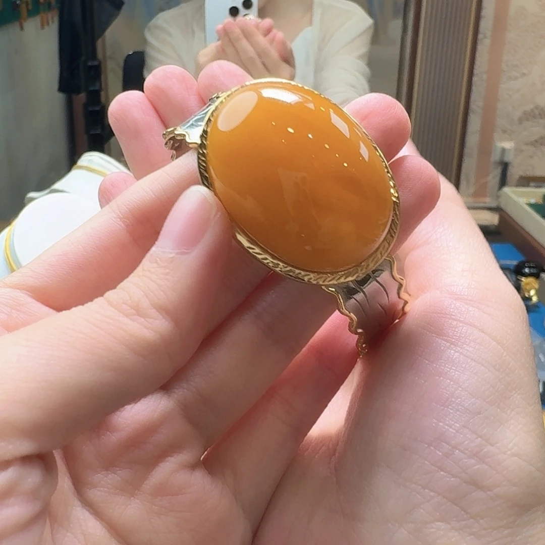 琥珀未镶嵌颈饰手镯