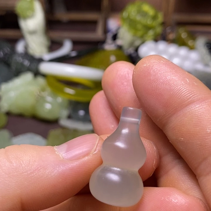 岫玉未镶嵌岫玉挂件