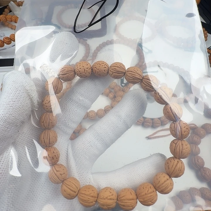 传***汉桃核吊坠77777777777