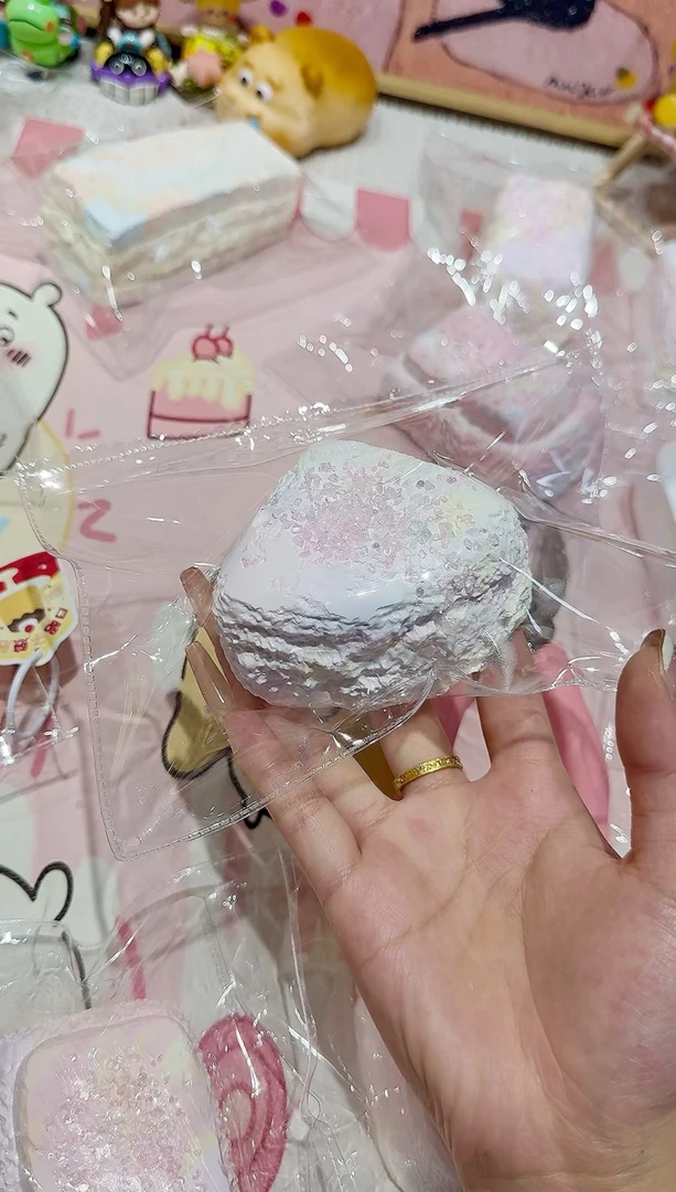 绘笙捏捏乐 三角奶酪包瑕疵手工硅胶捏捏发货后不支持退