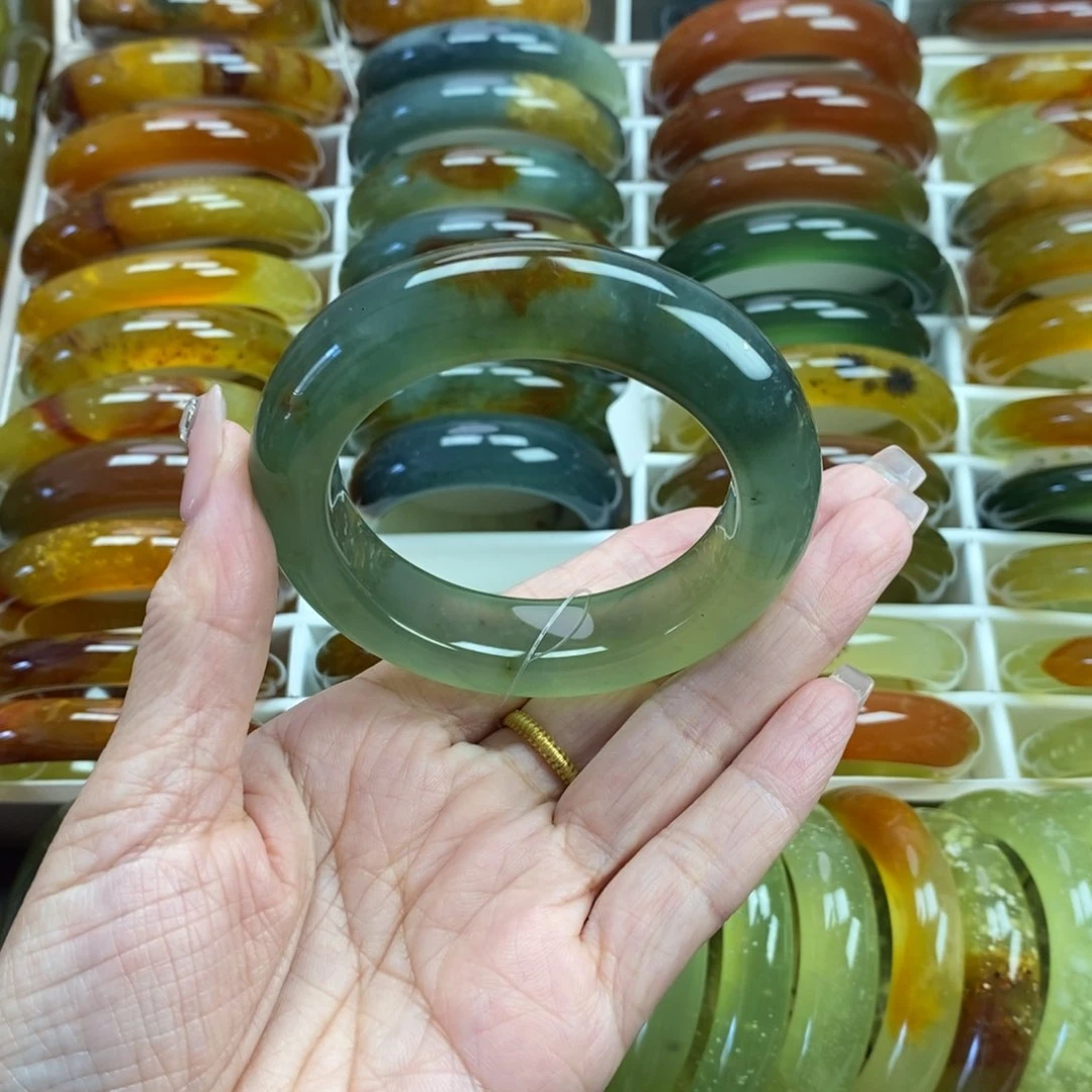 未镶嵌蛇纹石玉手镯徐*l