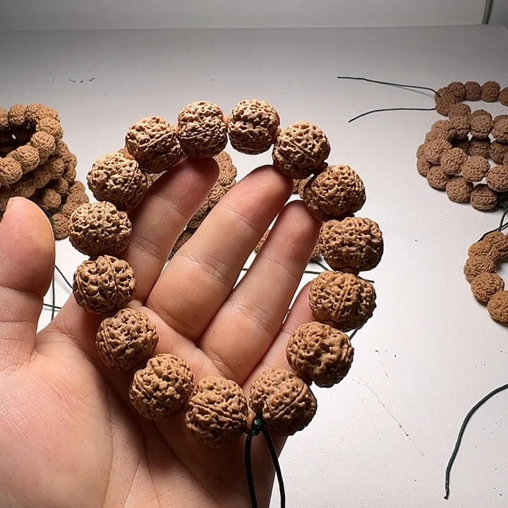 金刚菩提吊坠20梁梅花蜂王